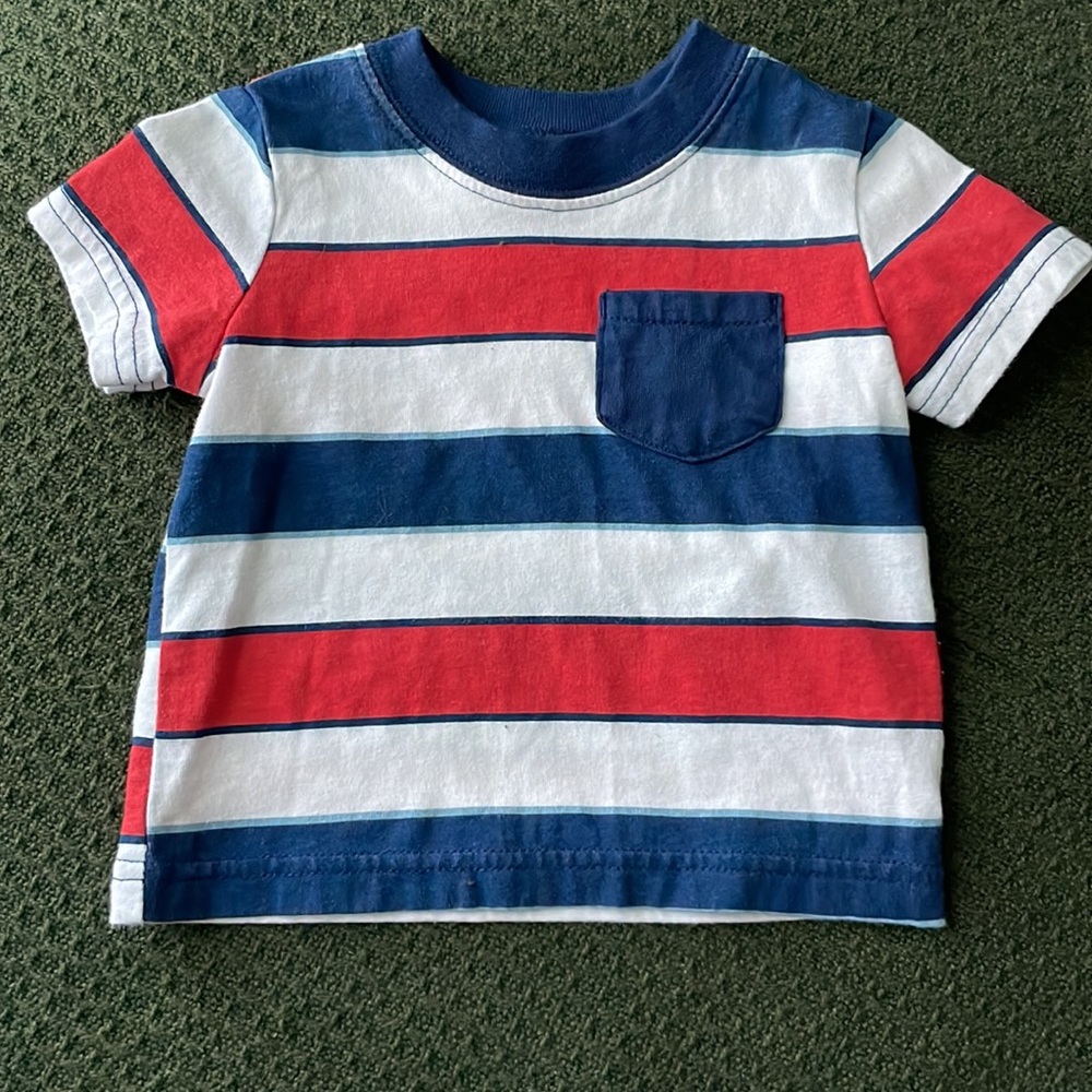 Carter’s 3 Piece Set - 0-3 Month Boy - Picture 2 of 9